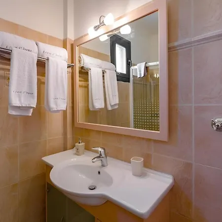 A Casa D'irene Apartament Mantzavináta