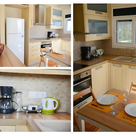 A Casa D'irene Apartment Mantzavinata