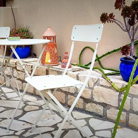 A Casa D'irene Apartament Mantzavináta