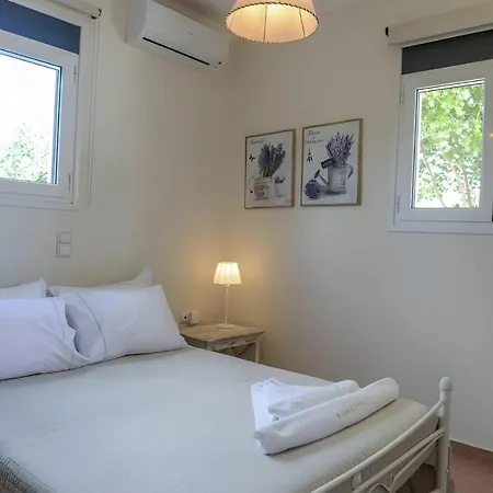 A Casa D'irene Apartament Mantzavináta