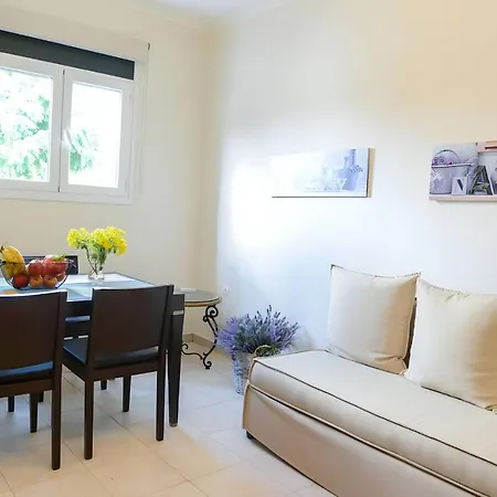 Apartament A Casa D'irene Mantzavináta